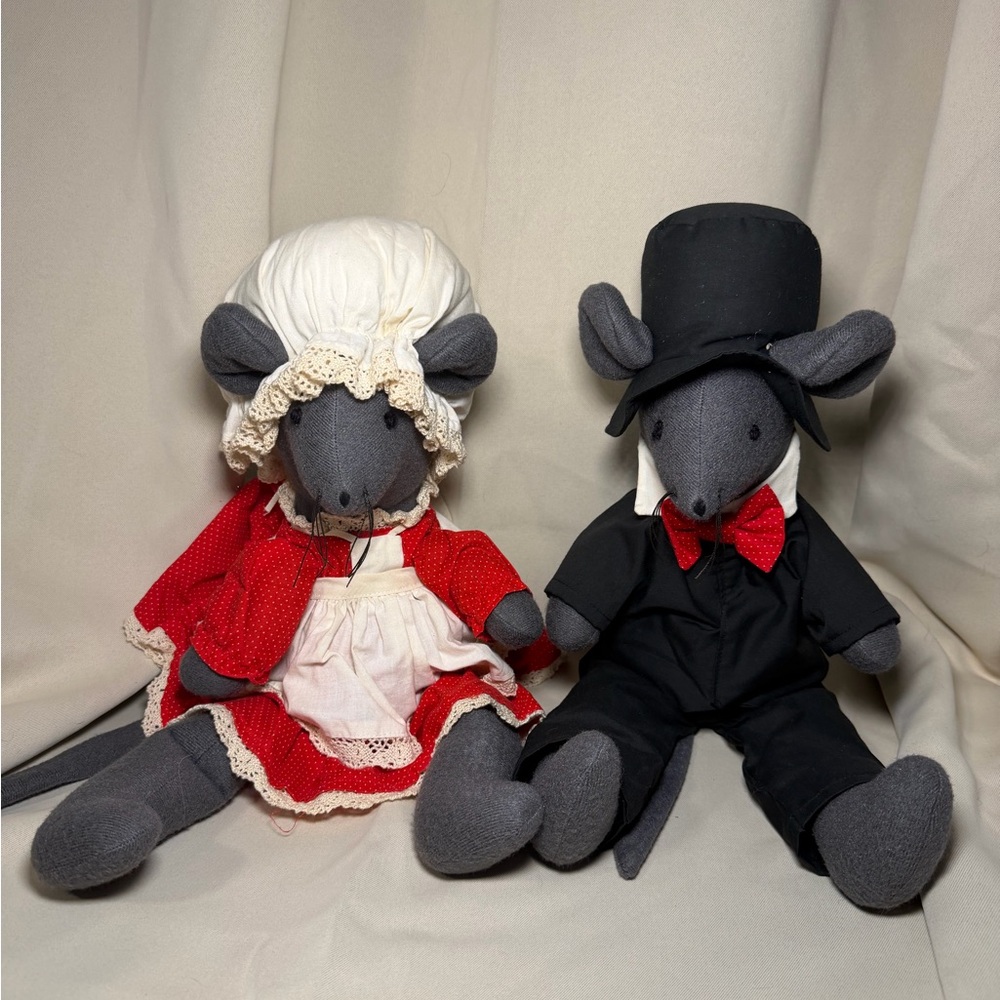 Classic Grey Mouse Couple Kids Costume Set - Red & Black
